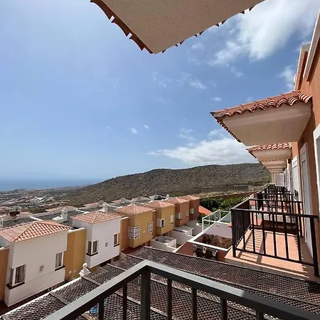 Apartamento En El Roque Del Conde Costa Adeje (Tenerife)
