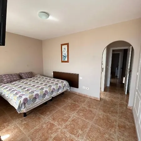 Apartamento En El Roque Del Conde Costa Adeje (Tenerife)